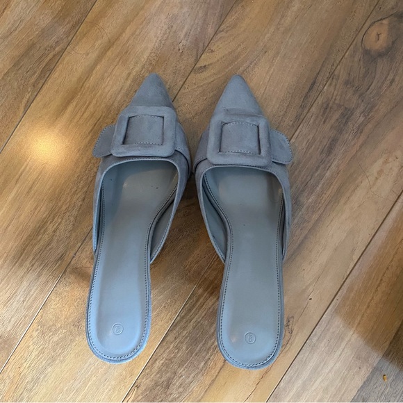 Manolo Blahnik Maysale ***inspired*** suede mules with covered buckle detail - Picture 2 of 8